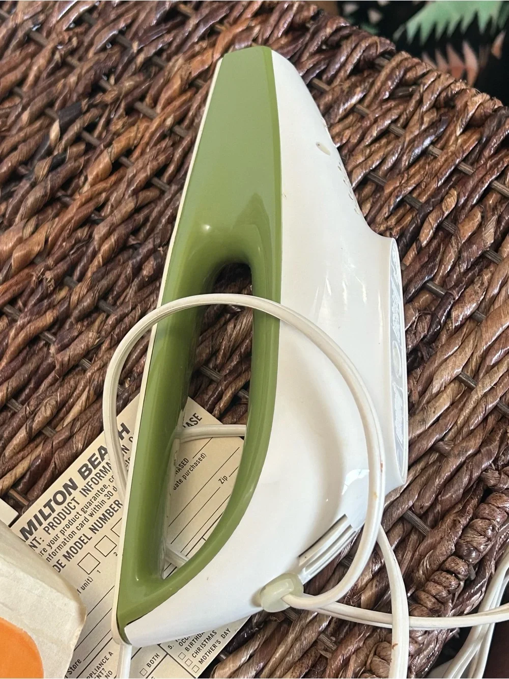 Vintage Hamilton Beach CAD1 100W Corded Electric Knife 60s Green/White complete